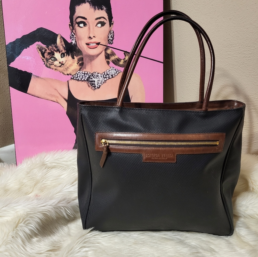 Bottega Veneta Vintage Marco Polo Shoulder Bag Made in Italy